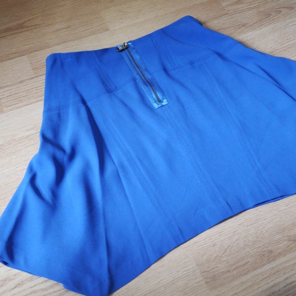 Marc by Marc Jacobs Mini Skirt - Picture 4 of 8